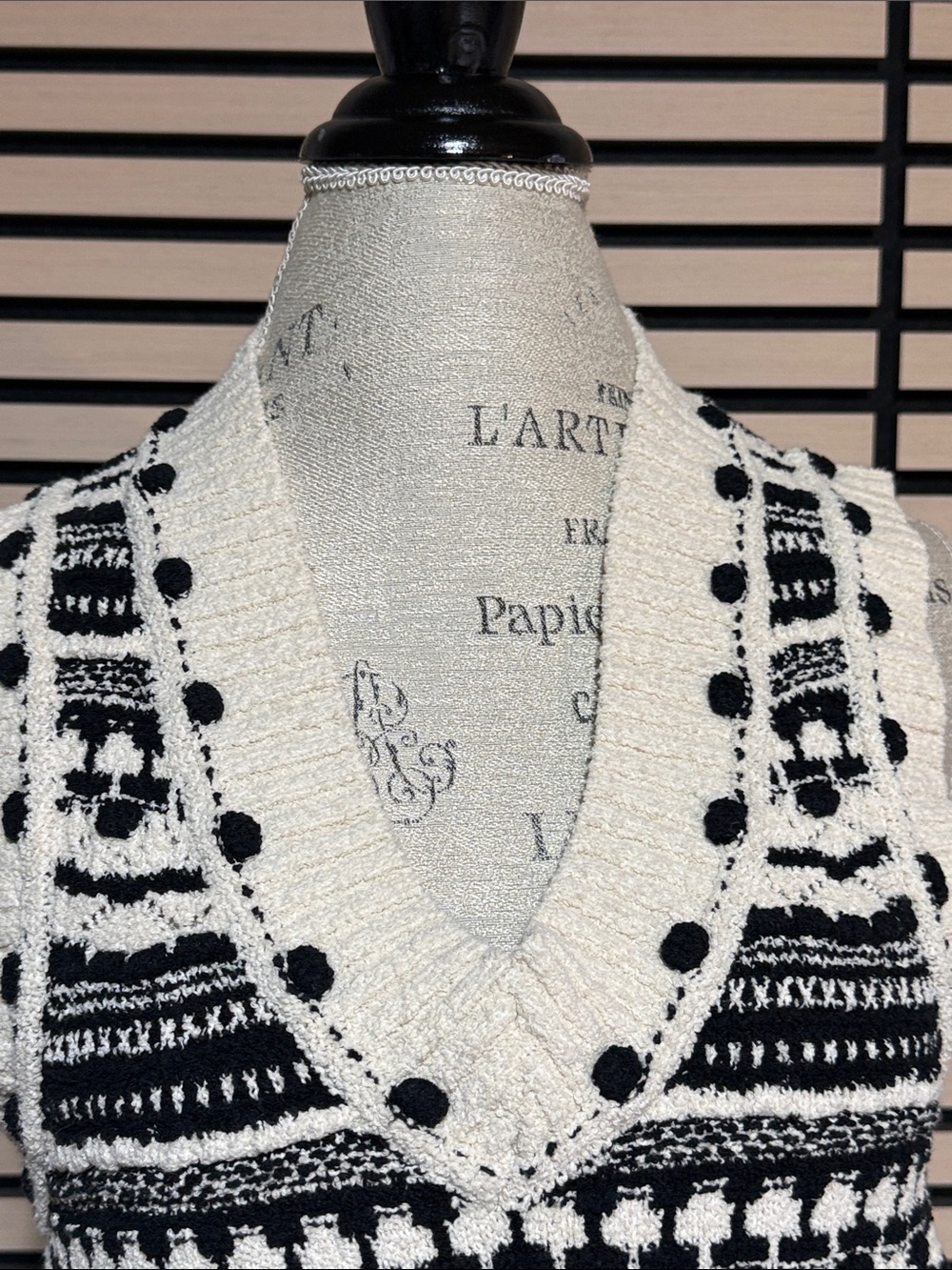 Pilcro Knit Sweater Vest – Size M and L - Picture 8 of 11